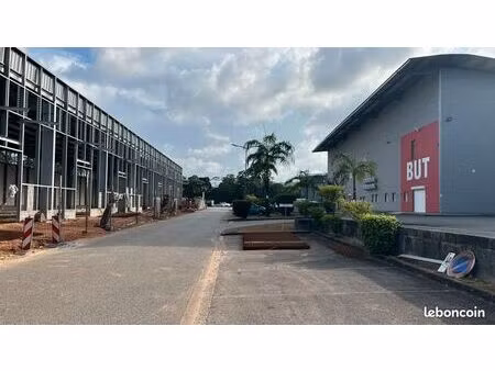 bureaux 200 m²