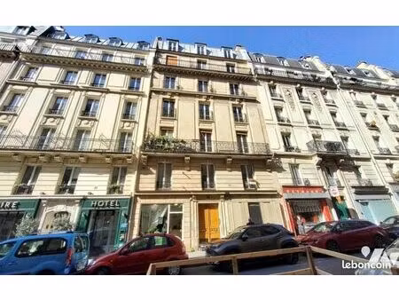 local divers 31 m² paris 11