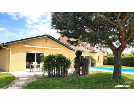 maison 6 pièces 150 m²
