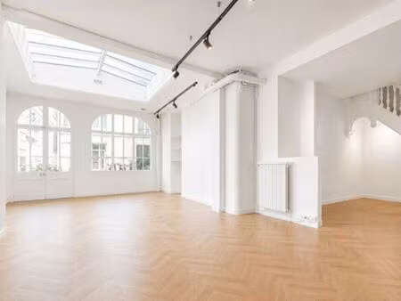 bureaux 165 m²