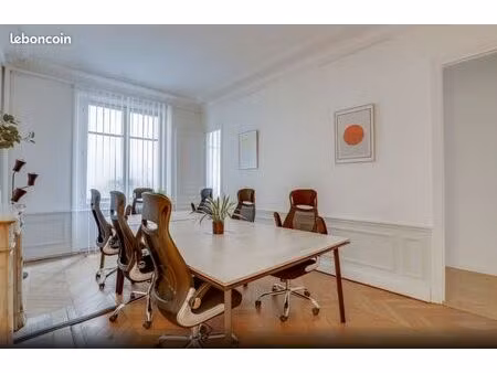 bureaux 178 m²