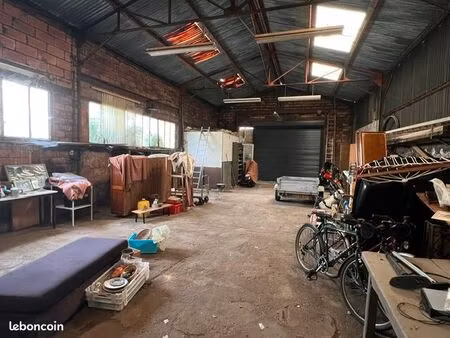 aytré centre – garage / local de 120 m² avec mezzanine