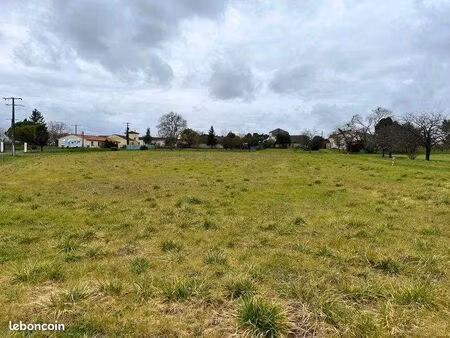 terrain 1 152 m² jonzac