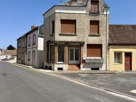 immeuble 75 m² argent-sur-sauldre