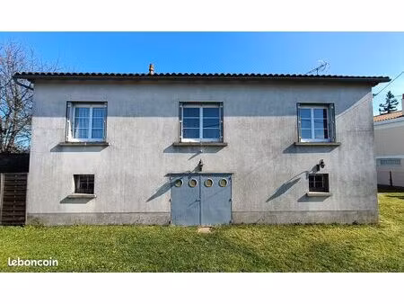 maison 4 pièces 85m² + 85m² exploitables centre-ville cognac  terrain 1228m²