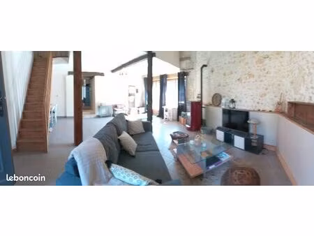 maison de village non mitoyenne rénovée avec jardin