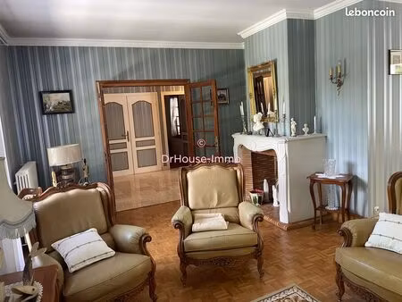maison 6 pièces 141 m²