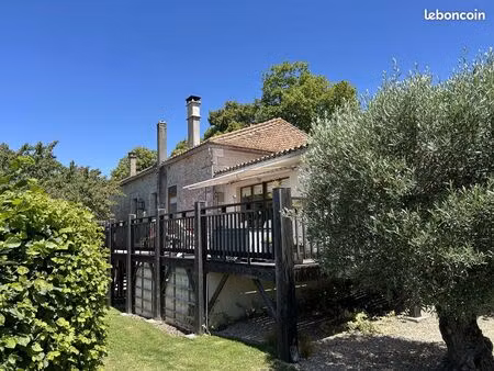 appartement 7 pièces 159 m²