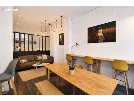 bureaux 187 m²