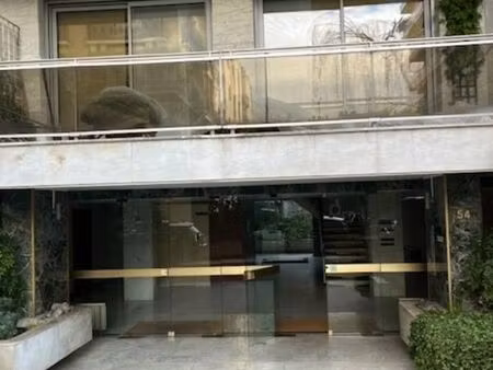 bureaux 121 m²
