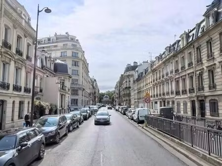 bureaux 104 m²