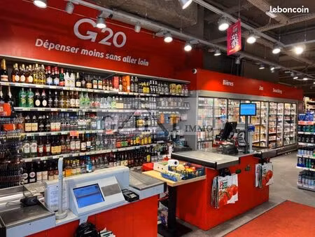 commerce 500 m²
