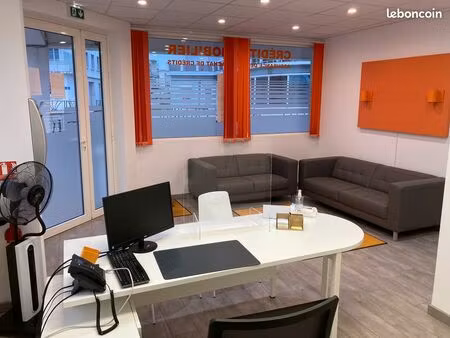 local 70 m² – hypercentre royan