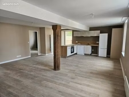 appartement avec jardin privatif et parking