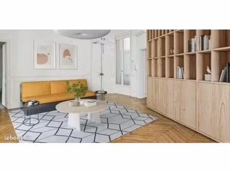 bureaux 247 m²