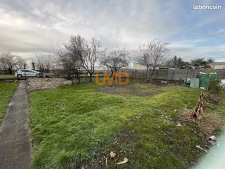 terrain 250 m² rochefort