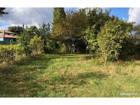 terrain constructible de plus de 650 m² à la tremblade – entre calme et proximité  l’empla