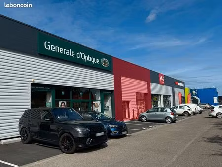 local commercial 271m² - emplacement n1