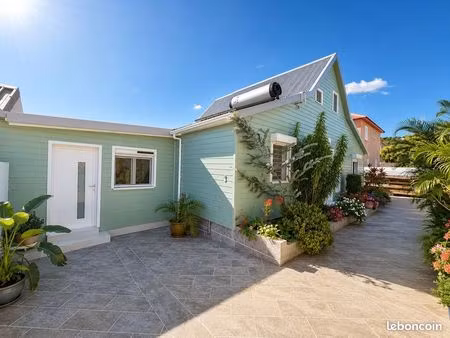 villa 5 pièces 125 m²