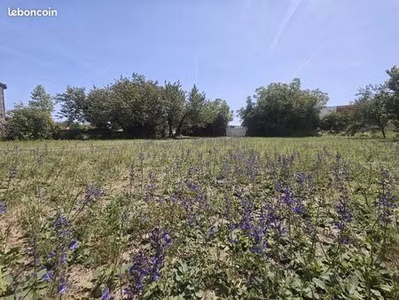 terrain à vendre proche surgères