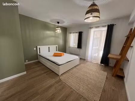 appartement t2 meublé - 44m² - grigny - proche gare et tcl - centre-ville