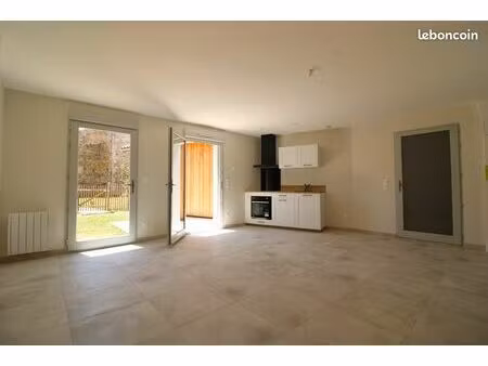 grand studio - linars centre -terrasse - jardin