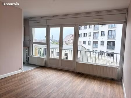 studio 1 pièce 22 m²