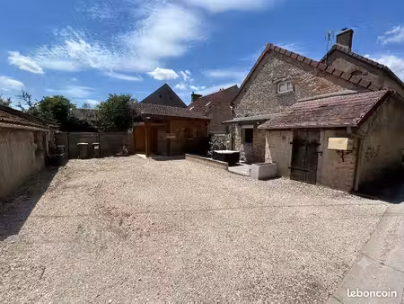 maison 6 pièces 150 m²