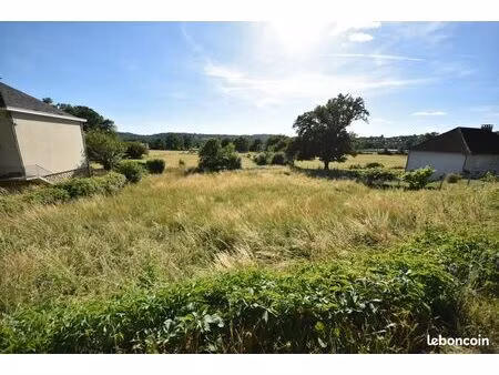 terrain 1207 m² allassac