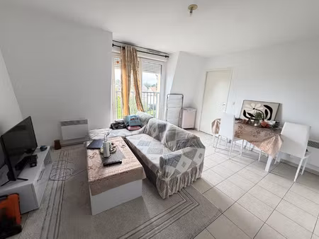 amiens est - appartement de type 2 avec terrasse et parking
