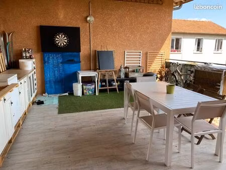 appartement t3 - grande terrasse ombragée