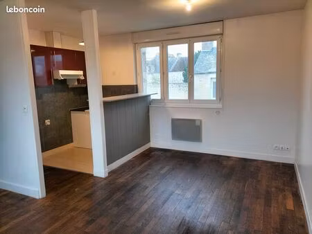 appartement f3 dans falaise avec parking
