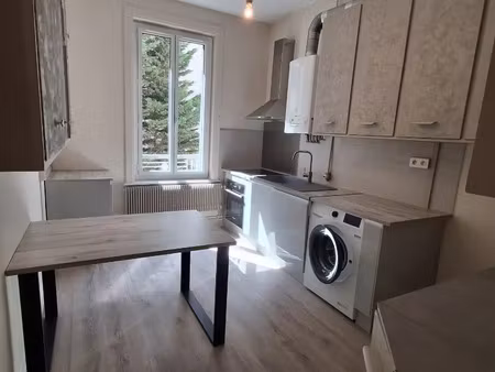 location appartement 2 pièces 50 m² à lyon 3 (69003)