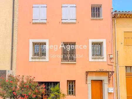 maison de maître de 231m² avec garage et terrasse à cogolin