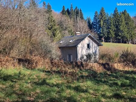 maison 3 pieces eygurande