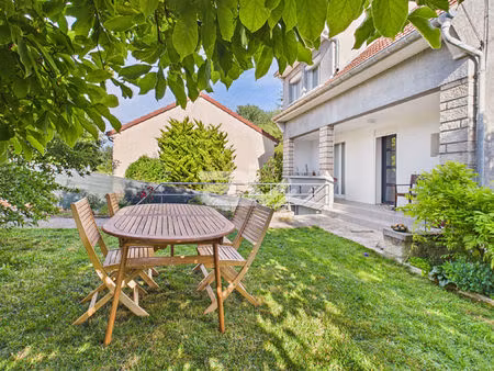 coup de coeur pour cette maison à fismes.