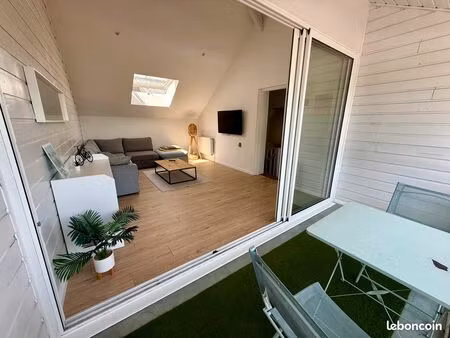 maison avec terrasse et vue dégagée – hauts de honfleur