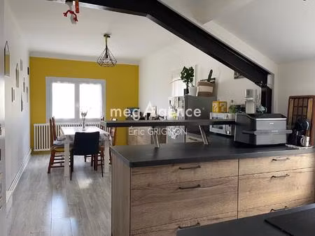 maison 4 pièces + dépendances  85150 le girouard