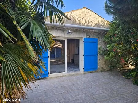 petite maison en pierre le grand village plage