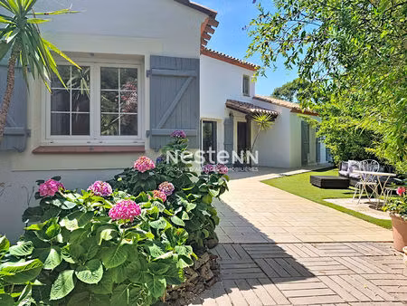 banyuls-sur-mer ? rare ! villa de plain-pied de 149 m² avec garage de 70 m².