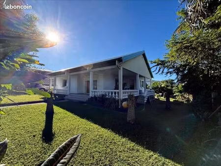villa 4 pièces 122 m²