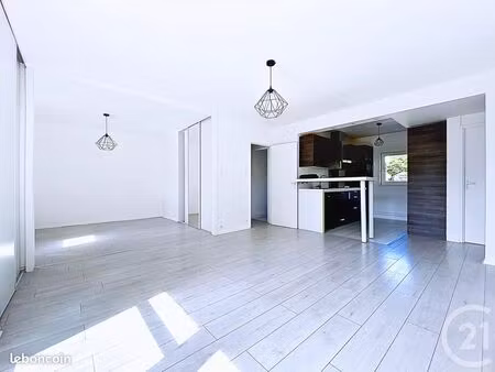 appartement 5 pièces 84 m²