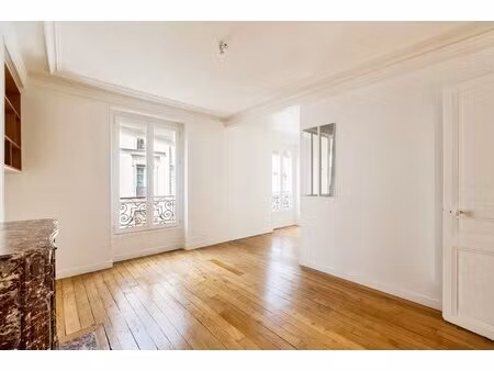 paris 18e - village ramey / muller - appartement - 3 pièces - 57.56m² carrez - 2 chambres