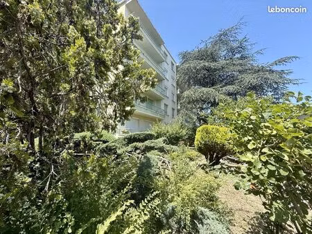appartement 5 pièces 99 m²