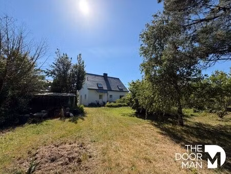 maison 44380