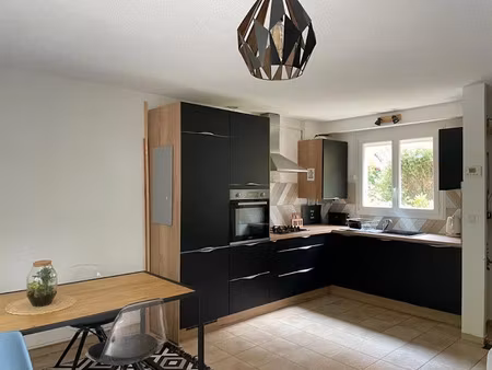 location meublée maison 4 pièces 74 m² à toulouse (31000)  1 035 €