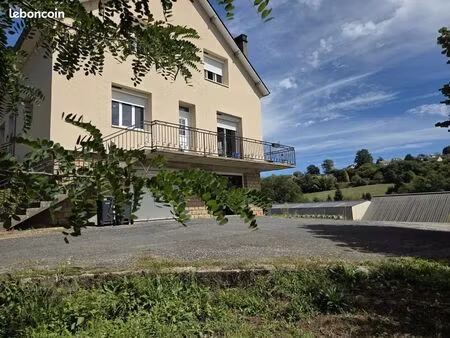 pavillon 7 pièces 173 m²