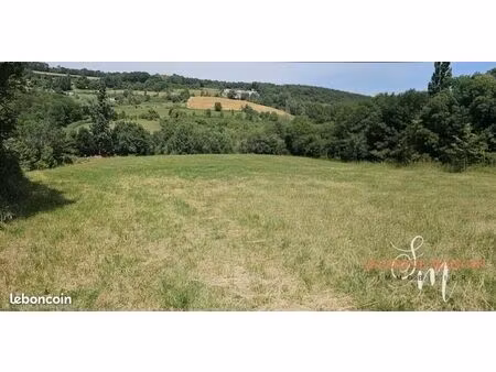 terrain 757 m² montmiral