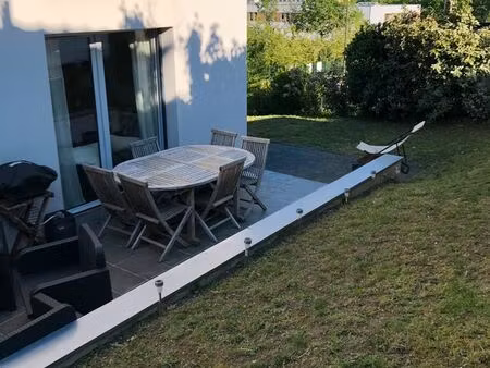 duplex 77 m² t3 dans maison terrasse