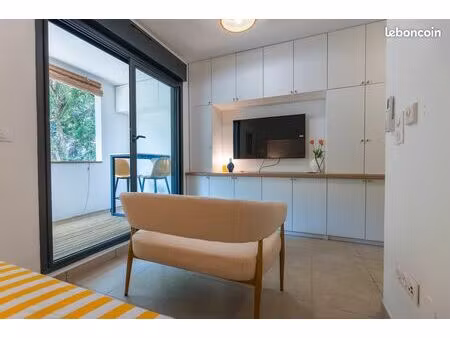 studio neuf | 10min plage & centre saint-paul